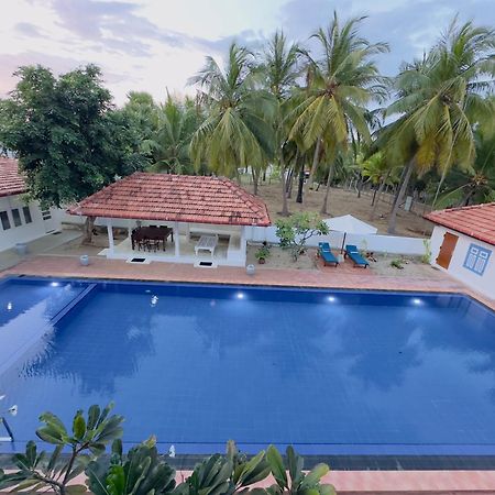 Blue Kite Family Resort Kalpitiya Exterior foto
