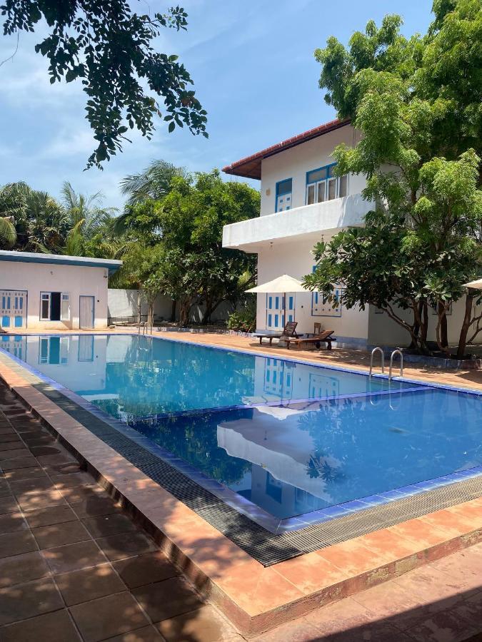 Blue Kite Family Resort Kalpitiya Exterior foto